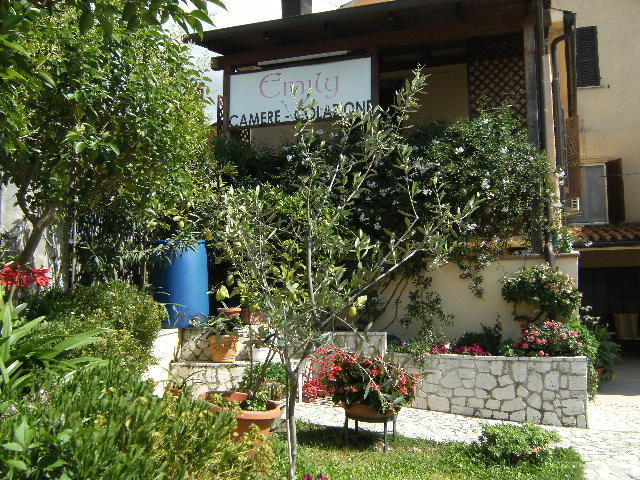 Emily Bed & Breakfast Stroncone Exterior photo